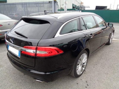 Jaguar XF Sportbrake 2.2 D 200 CV Premium Luxury (4)