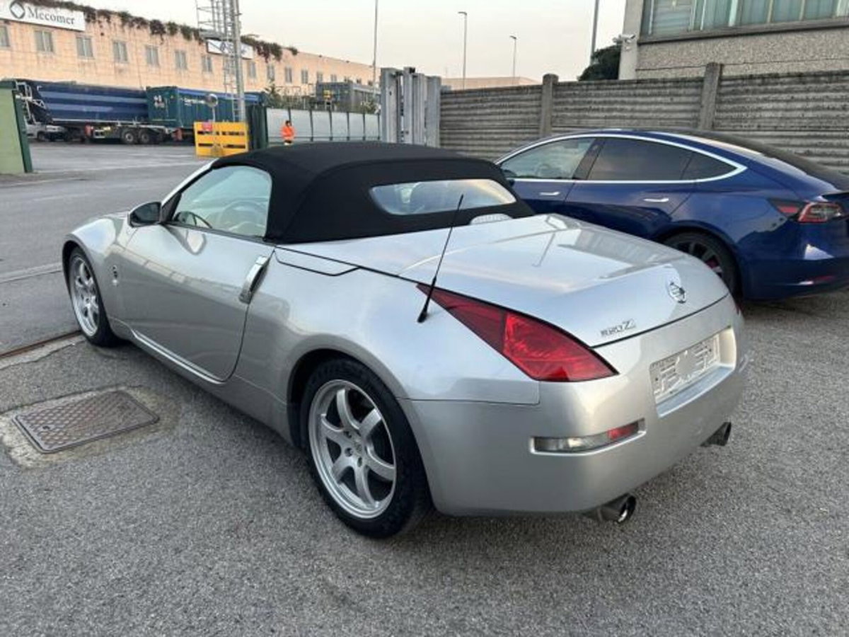 Nissan 350Z Cabrio Roadster 3.5 V6 Lev 2 (3)