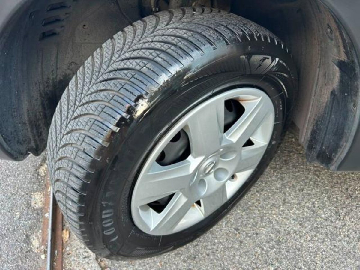 Nissan Qashqai 1.6 16V Acenta (13)