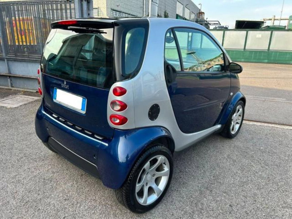 smart Fortwo 700 coupé passion (45 kW) (4)