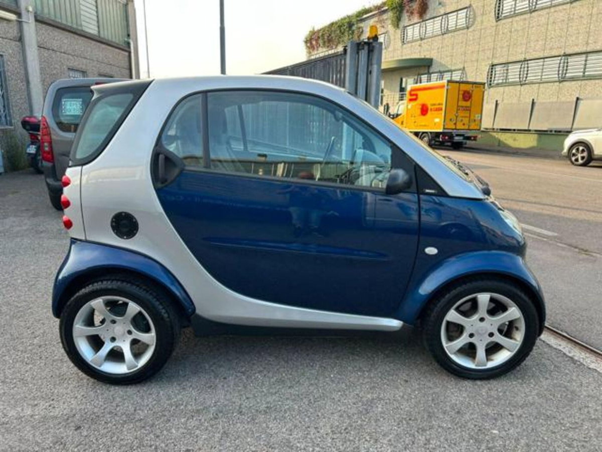 smart Fortwo 700 coupé passion (45 kW) (5)