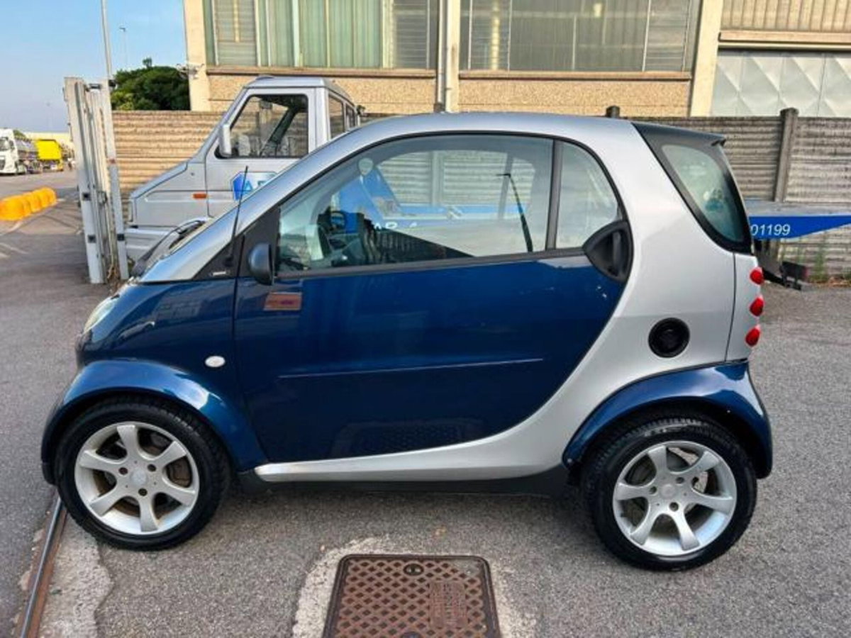 smart Fortwo 700 coupé passion (45 kW) (6)