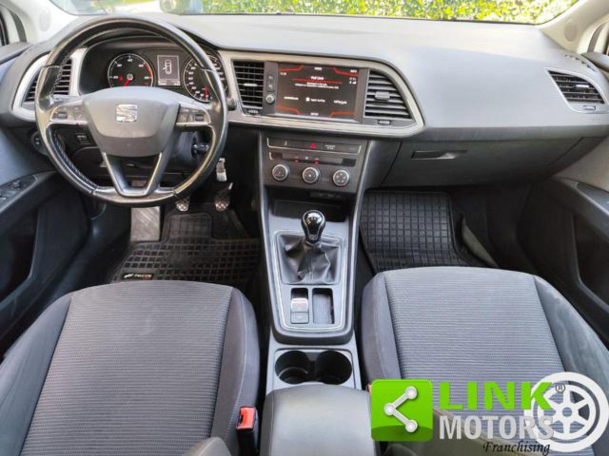 SEAT Leon ST 1.6 TDI 115 CV Style (5)