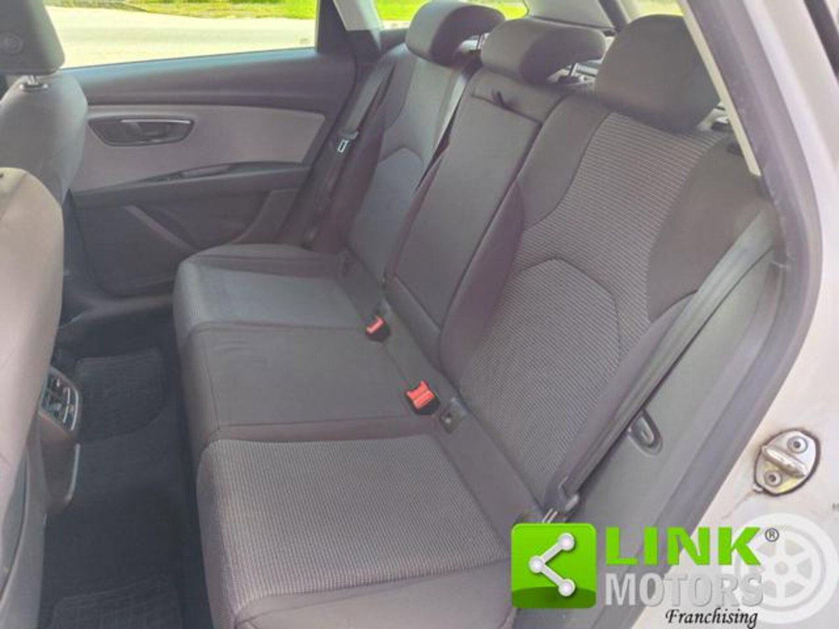 SEAT Leon ST 1.6 TDI 115 CV Style (7)