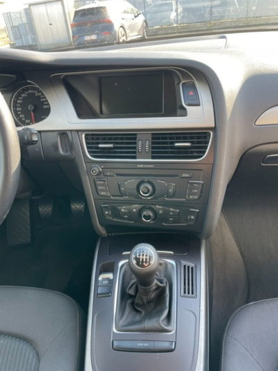 Audi A4 1.8 TFSI 160 CV (10)