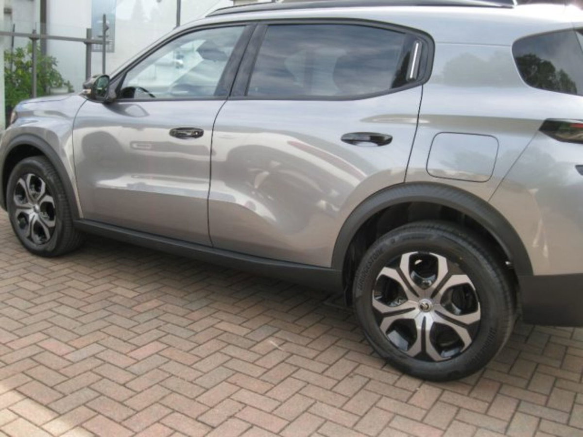 Citroen C3 Aircross 1.2 puretech turbo Plus 100cv (4)