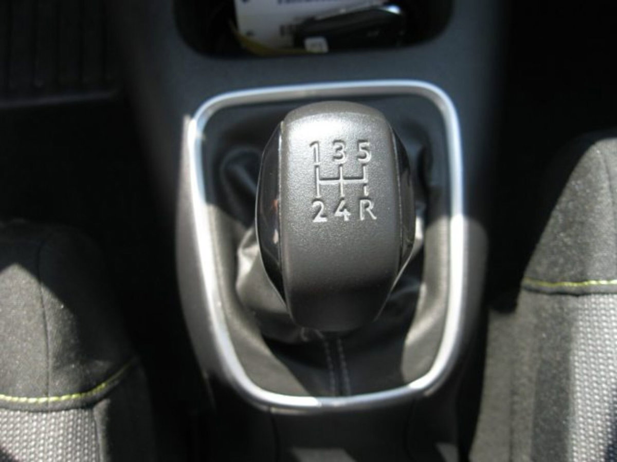 Citroen C3 PureTech 83 S&S Shine (18)