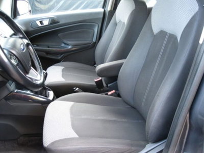 Ford EcoSport 1.5 TDCi 95 CV Titanium S (18)