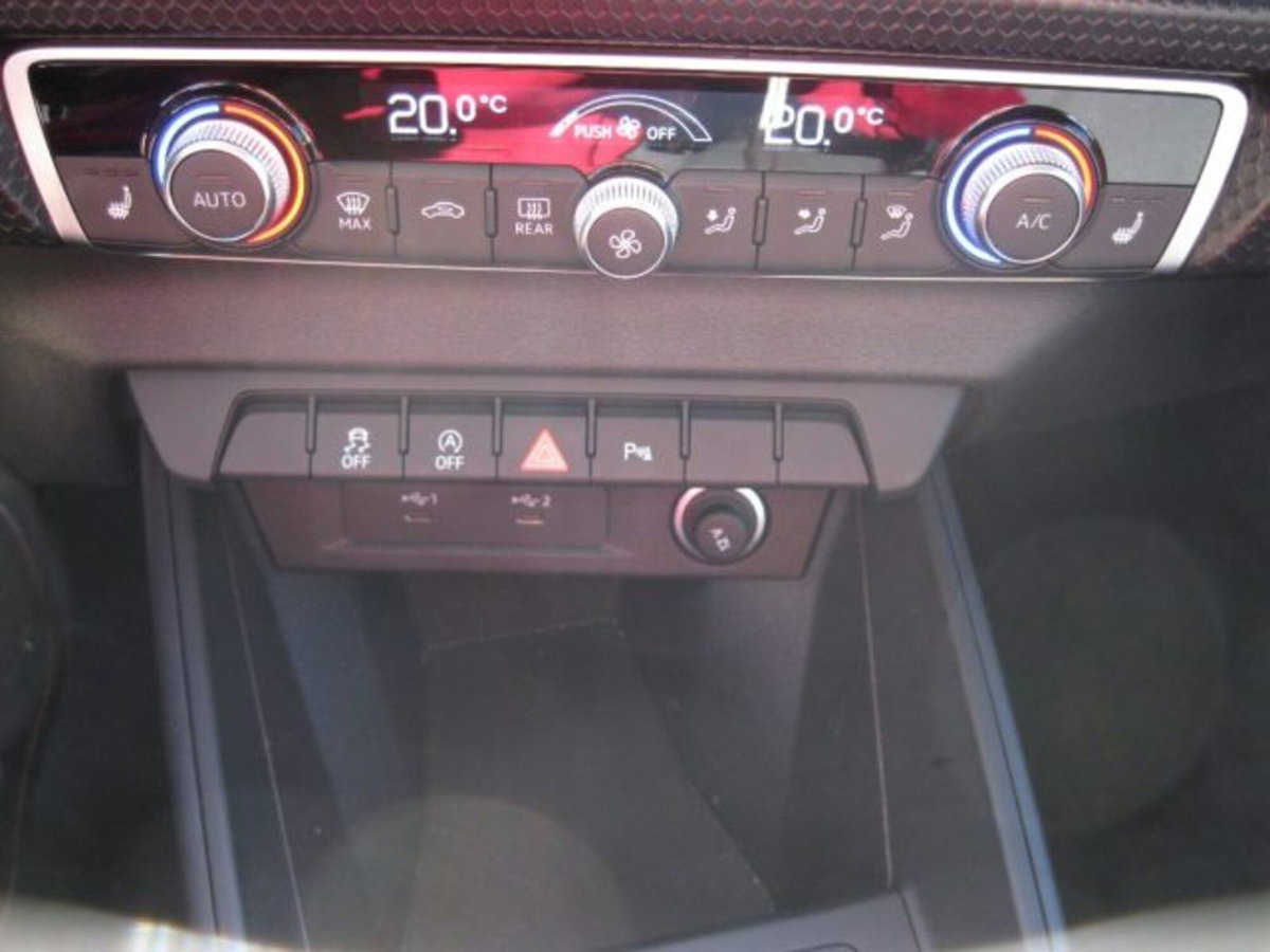 Fiat Grande Panda 1.2 Icon 100cv (19)