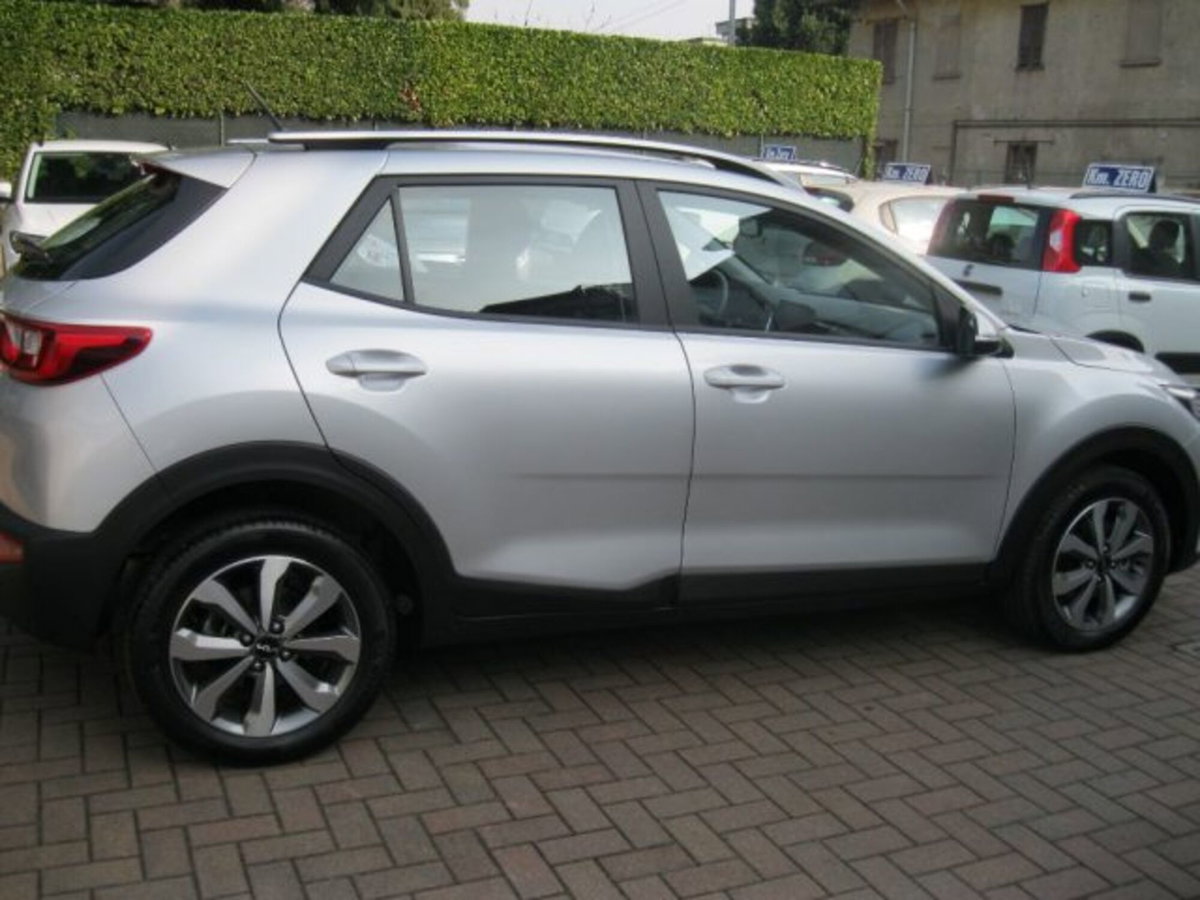 Kia Stonic 1.0 t-gdi Style (7)