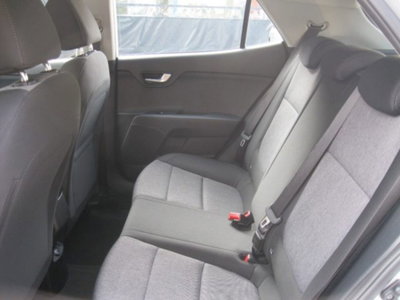 Kia Stonic 1.0 t-gdi Style (8)