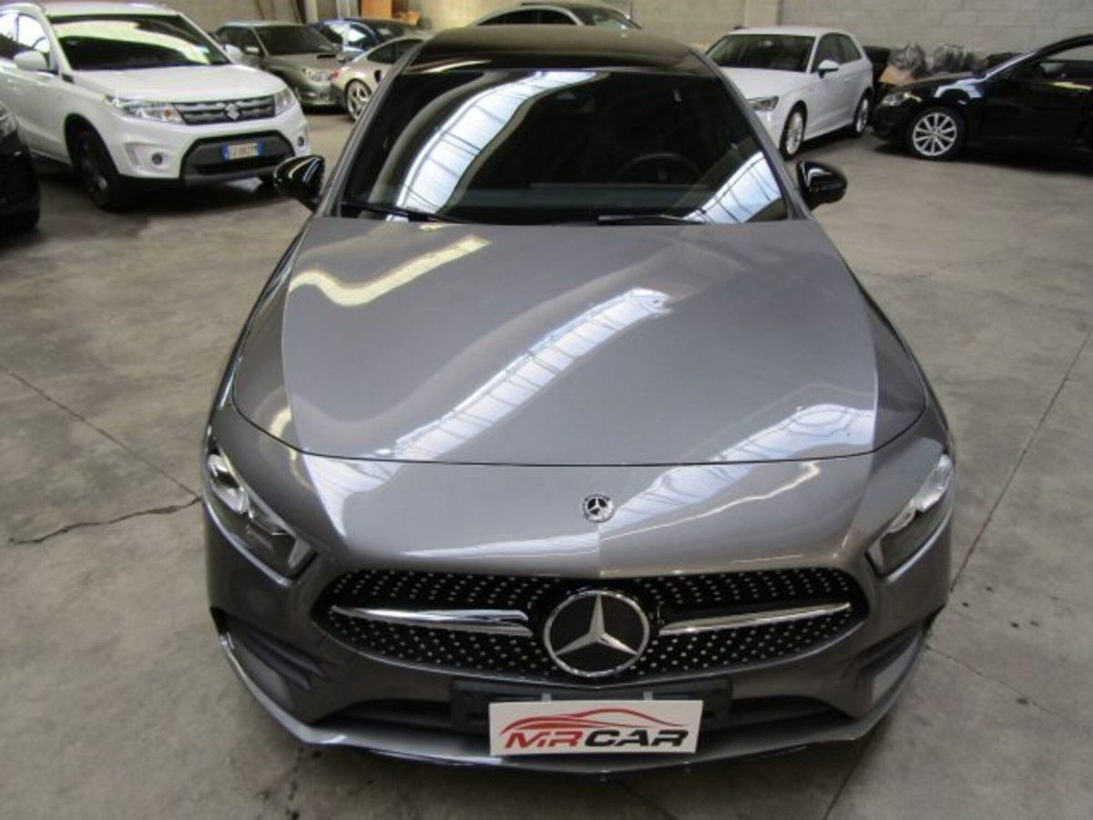 Mercedes-Benz Classe A 200 Automatic Premium (2)