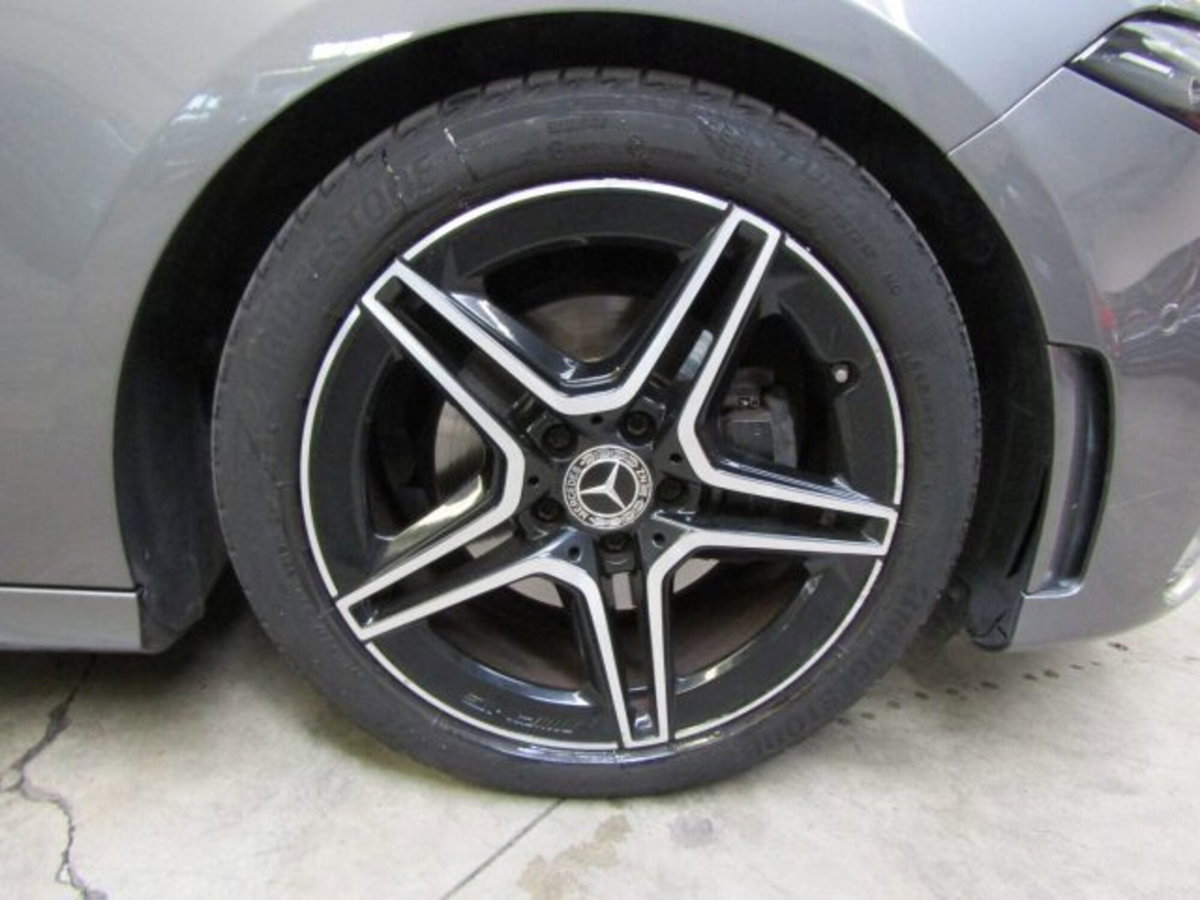 Mercedes-Benz Classe A 200 Automatic Premium (4)