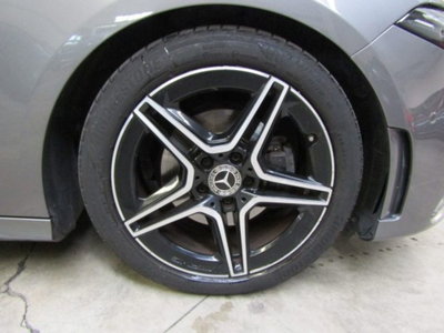 Mercedes-Benz Classe A 200 Automatic Premium (4)