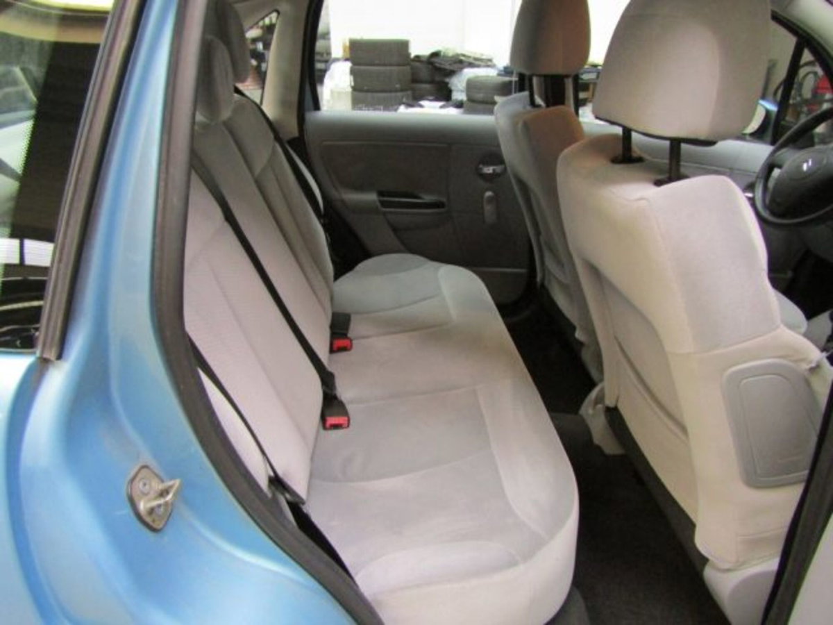 Citroen C3 1.4 Exclusive (12)