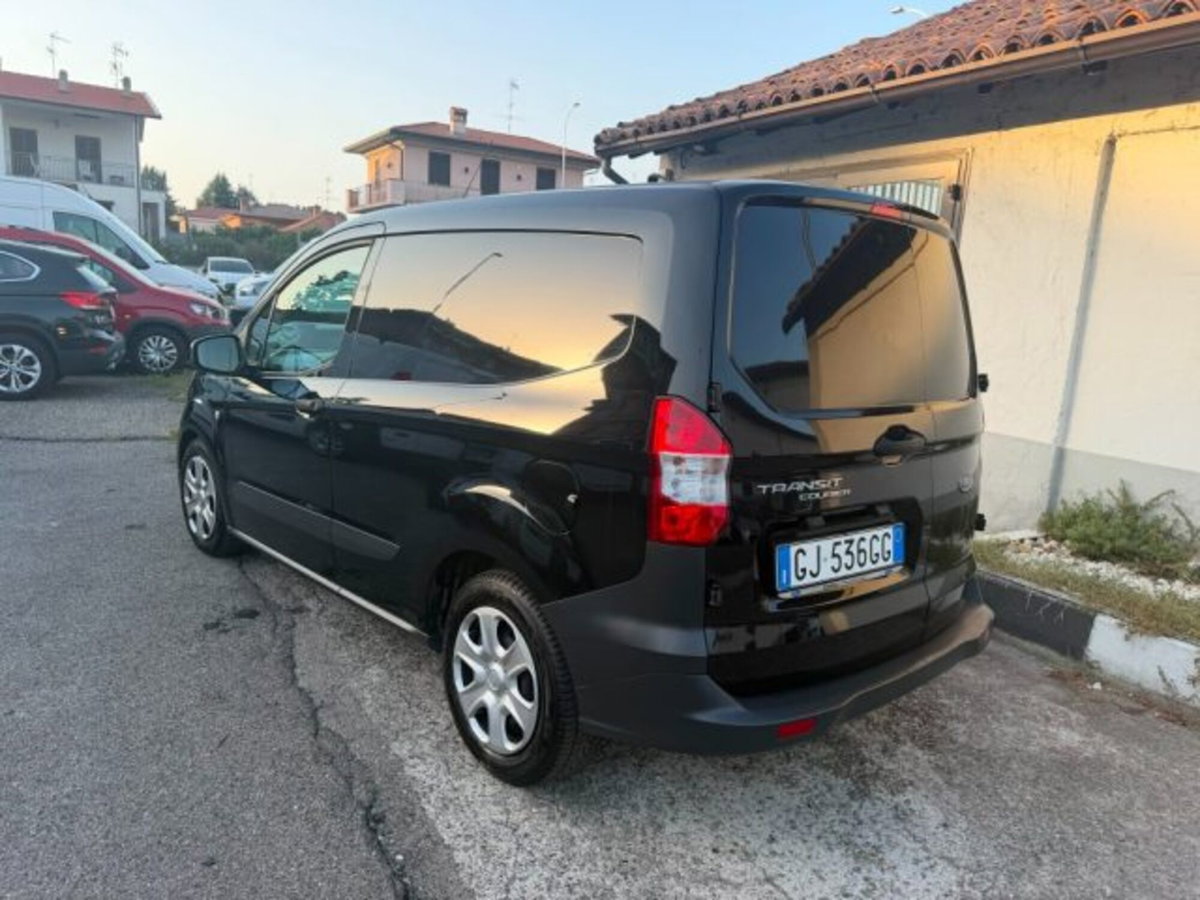 Ford Transit Courier 1.5 TDCi 75CV  Trend (2)