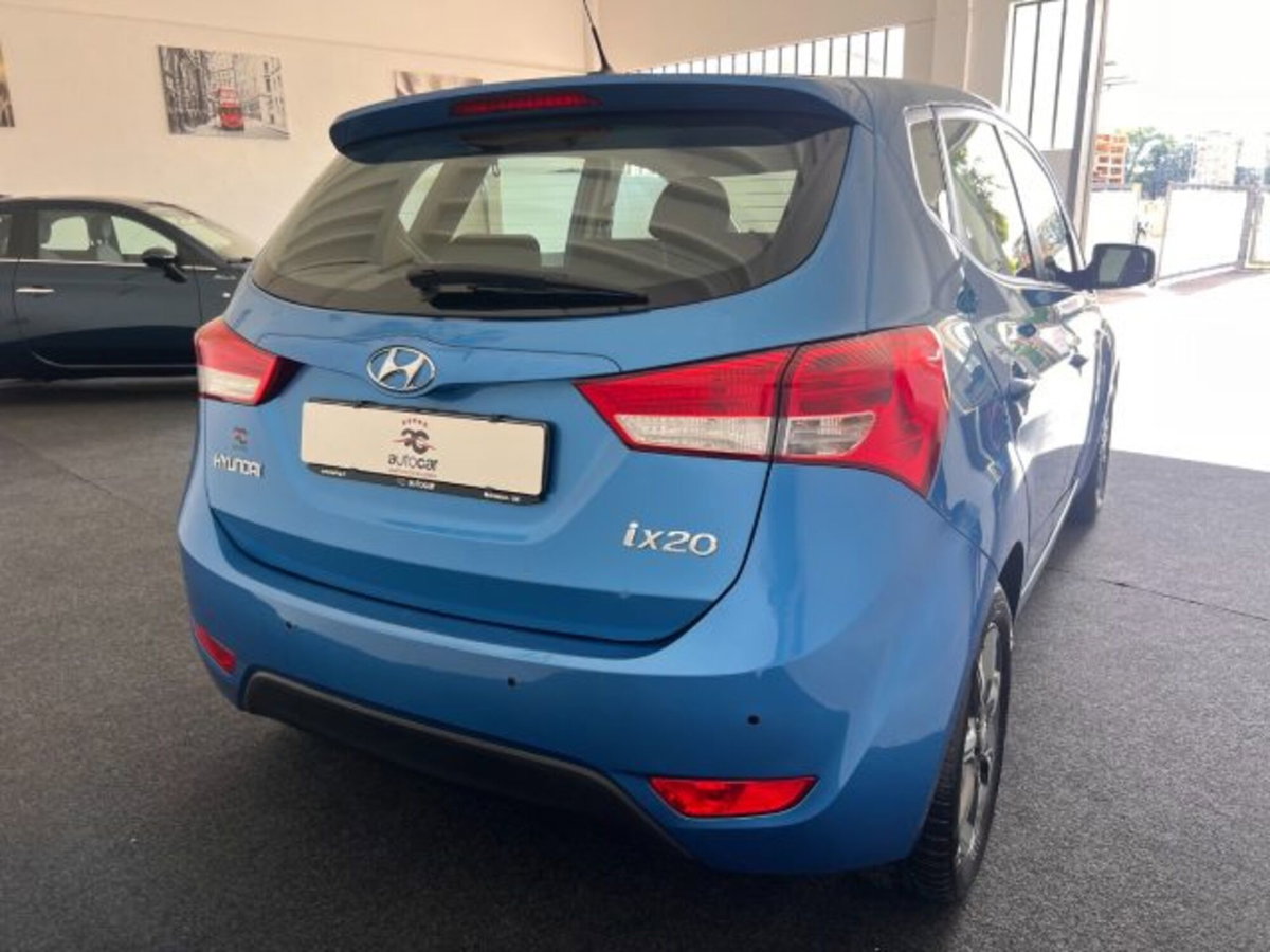 Hyundai ix20 1.4 90 CV Comfort (3)