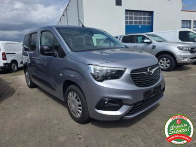 Opel Combo Life 1.5D 130 CV S&S MT6 Edition Plus XL (2)