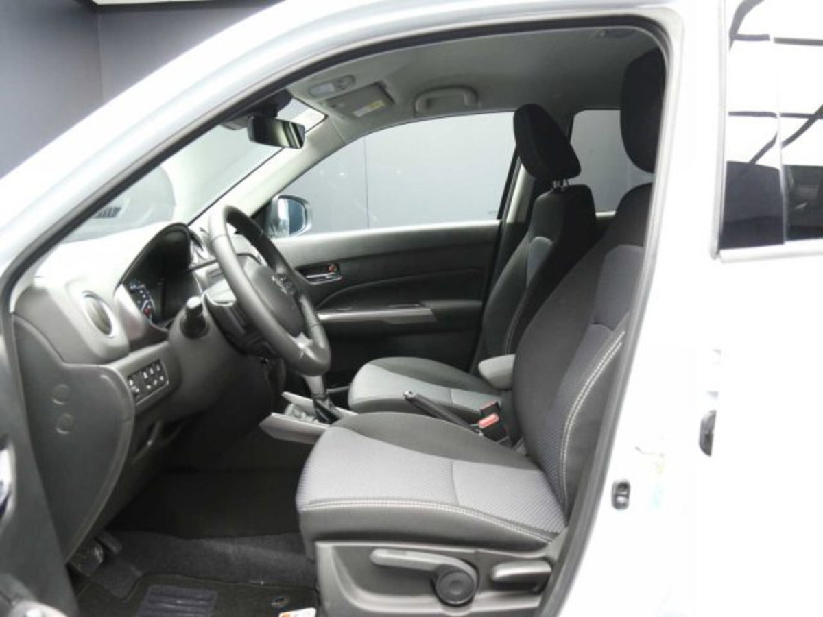 Suzuki Vitara 1.4 Hybrid 4WD AllGrip Easy Cool (12)