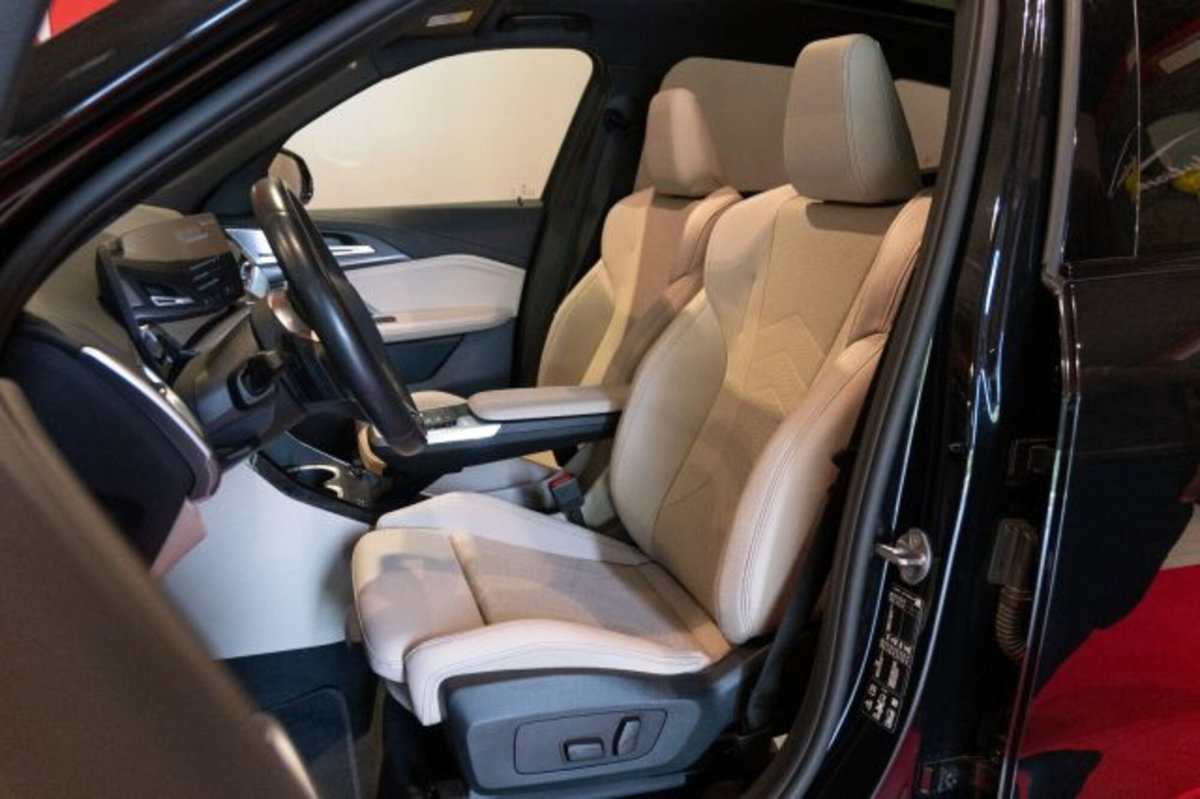 BMW X1 xDrive 23d Msport (11)
