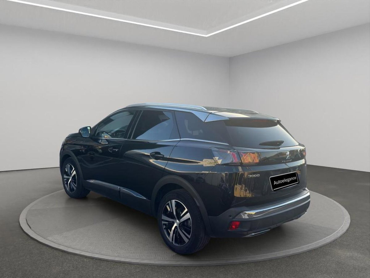 Peugeot 3008 BlueHDi 130 S&S GT (2)
