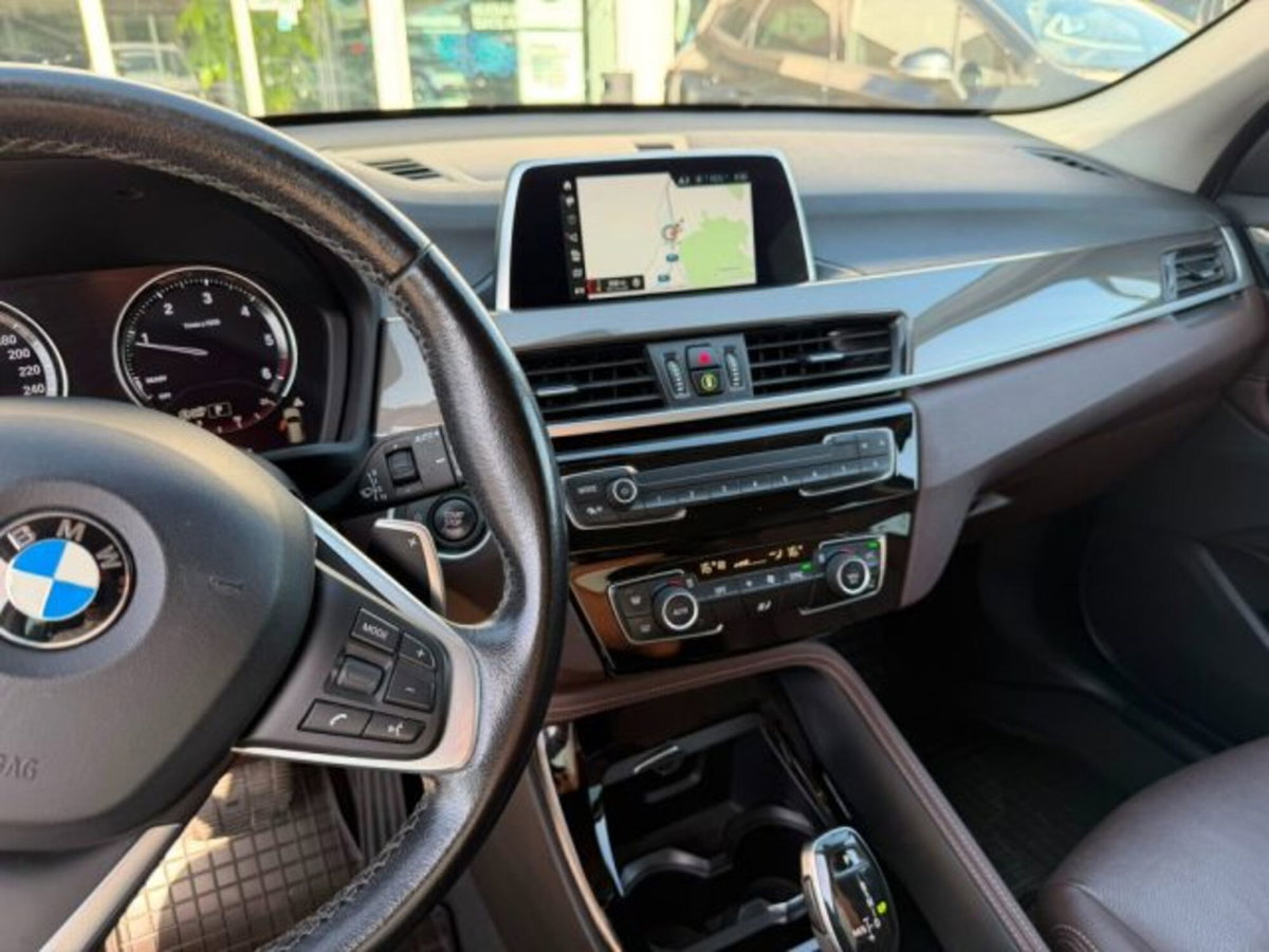 BMW X1 xDrive18d (12)