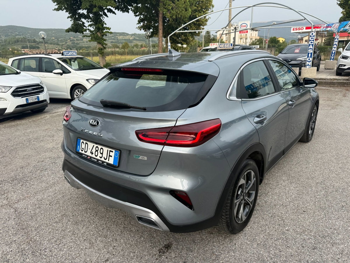 Kia XCeed 1.0 T-GDi GPL Urban (11)