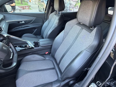 Peugeot 3008 BlueHDi 130 S&S EAT8 Allure Pack (11)