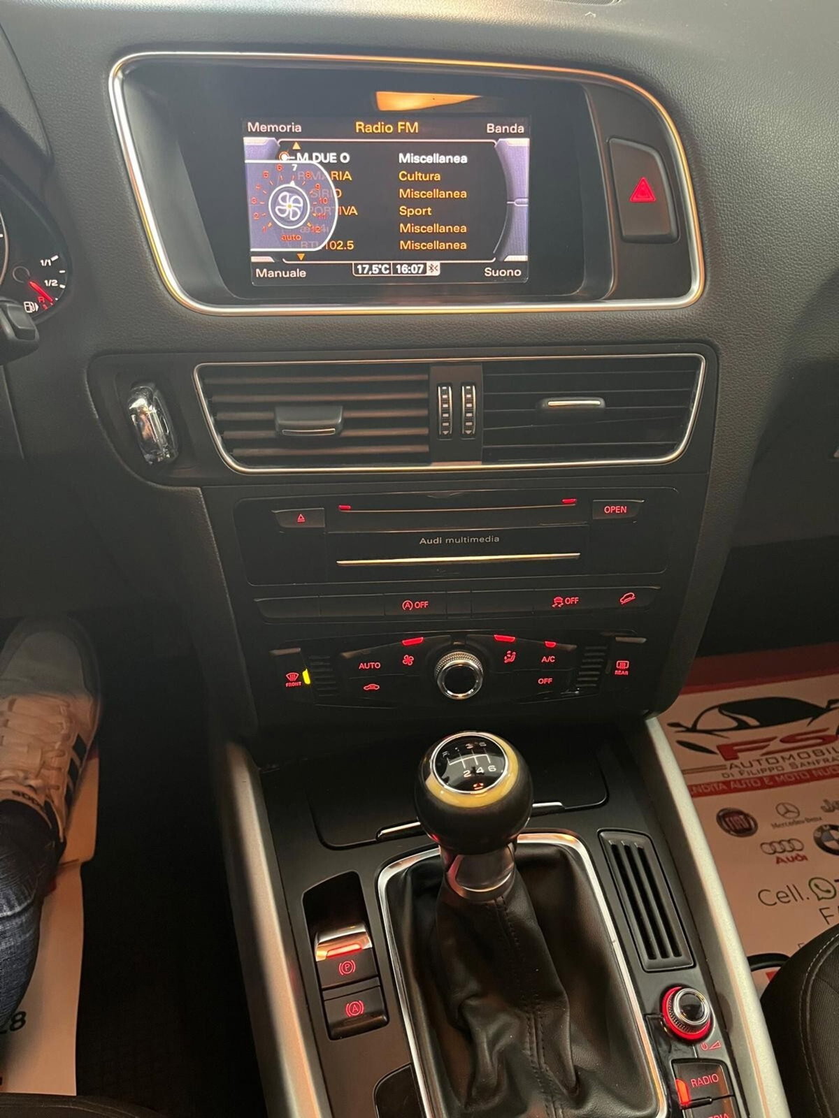 Audi Q5 2.0 TDI 150 CV clean diesel (14)