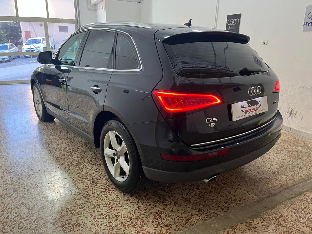Audi Q5 2.0 TDI 150 CV clean diesel (5)
