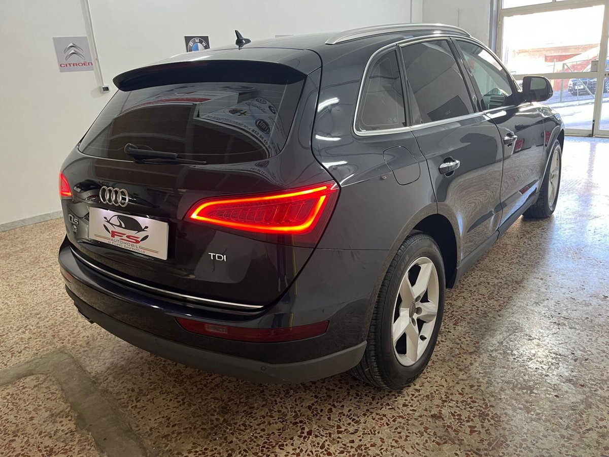 Audi Q5 2.0 TDI 150 CV clean diesel (6)