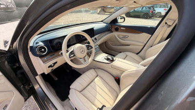 Mercedes-Benz Classe E 250 Auto Premium Plus (10)