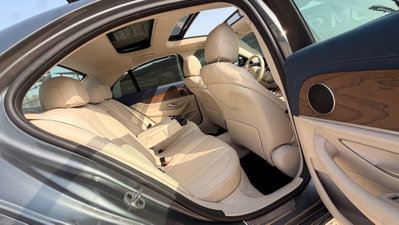 Mercedes-Benz Classe E 250 Auto Premium Plus (18)