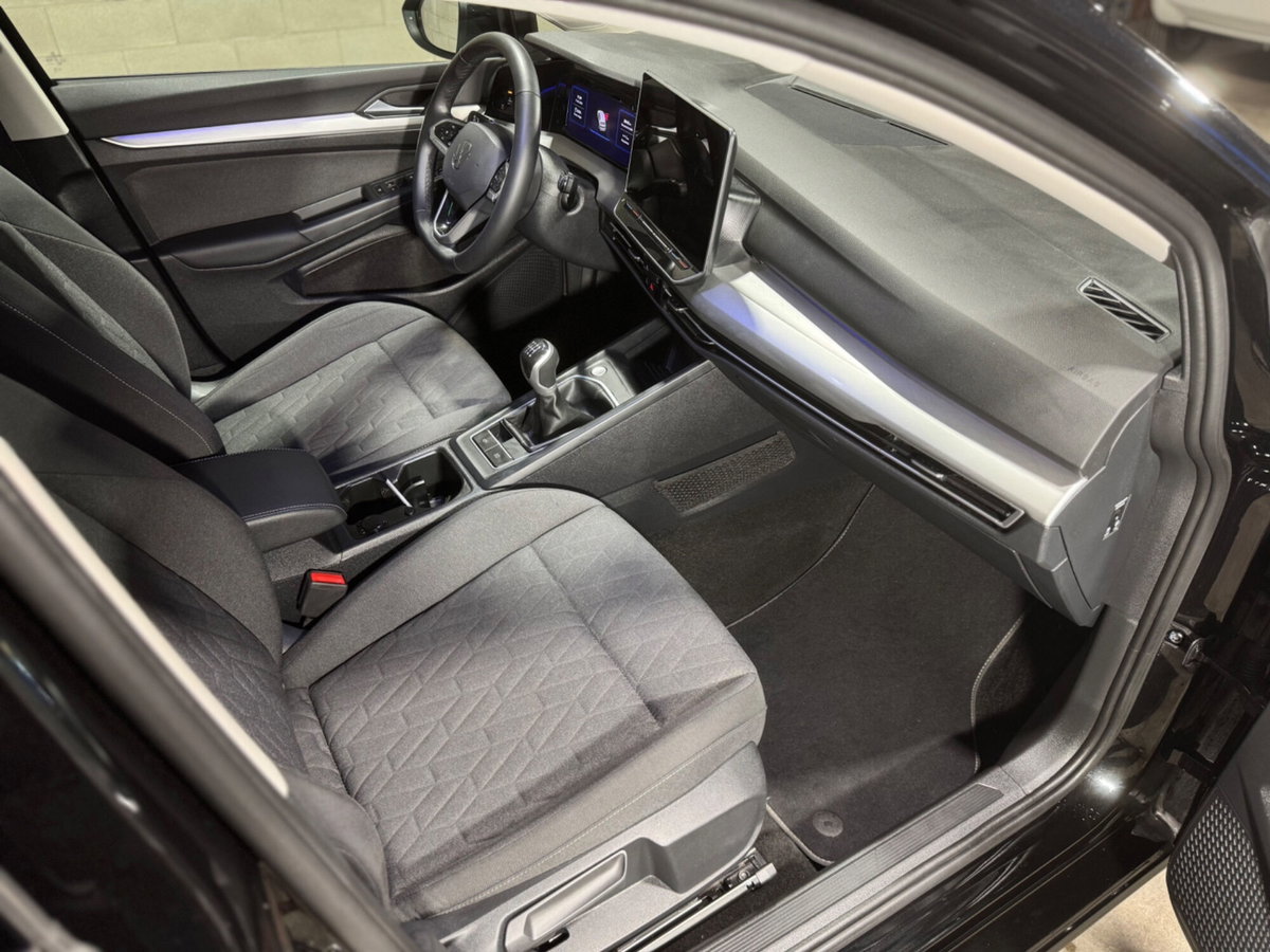 Volkswagen Golf 2.0 TDI SCR Life (12)