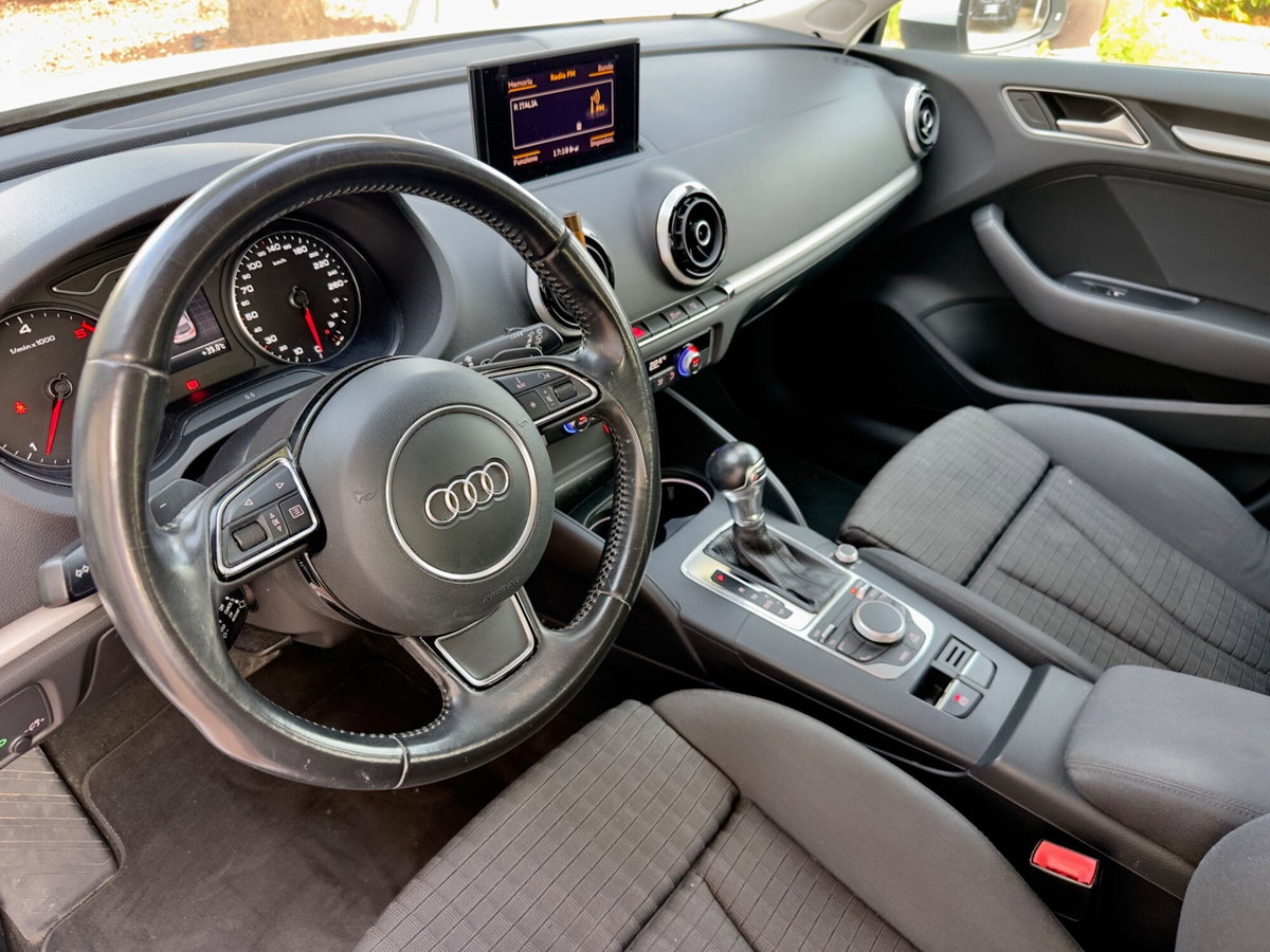 Audi A3 Sportback 1.6 TDI S tronic Ambition (7)