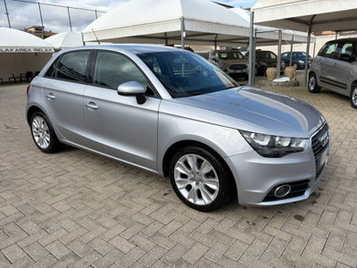 Audi A1 1.6 TDI Attraction (2)