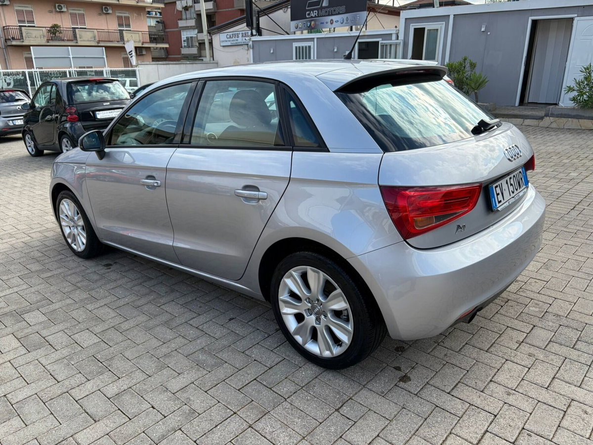 Audi A1 1.6 TDI Attraction (3)