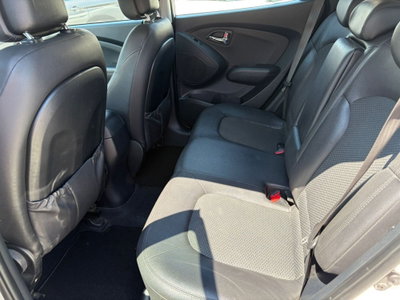 Hyundai ix35 1.7 CRDi 2WD Classic (8)