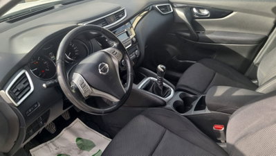 Nissan Qashqai 1.5 dCi Visia (5)
