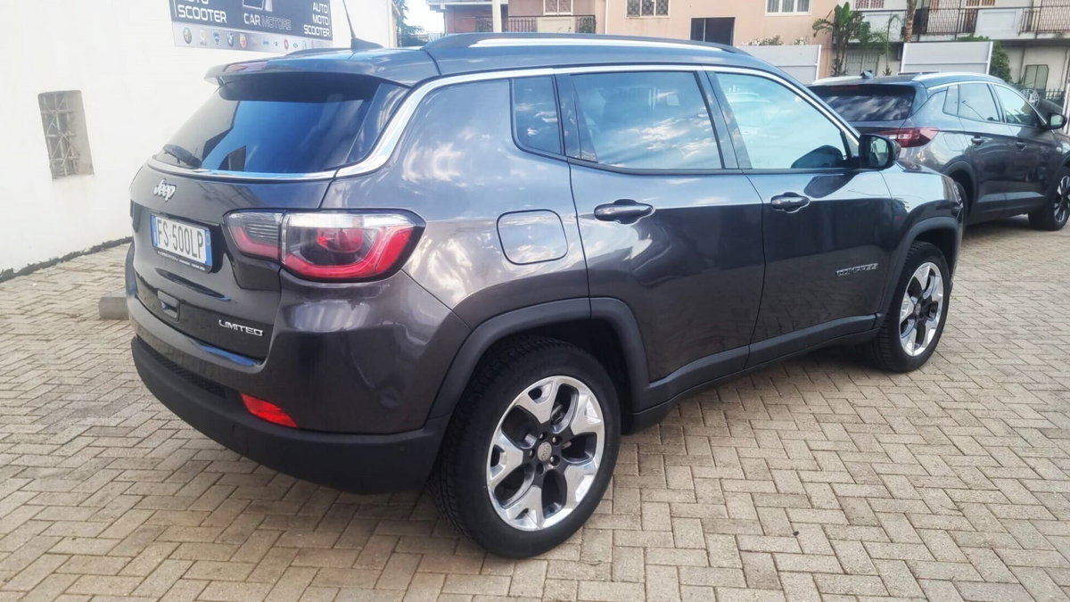 Jeep Compass 1.6 Multijet II 2WD Limited (3)