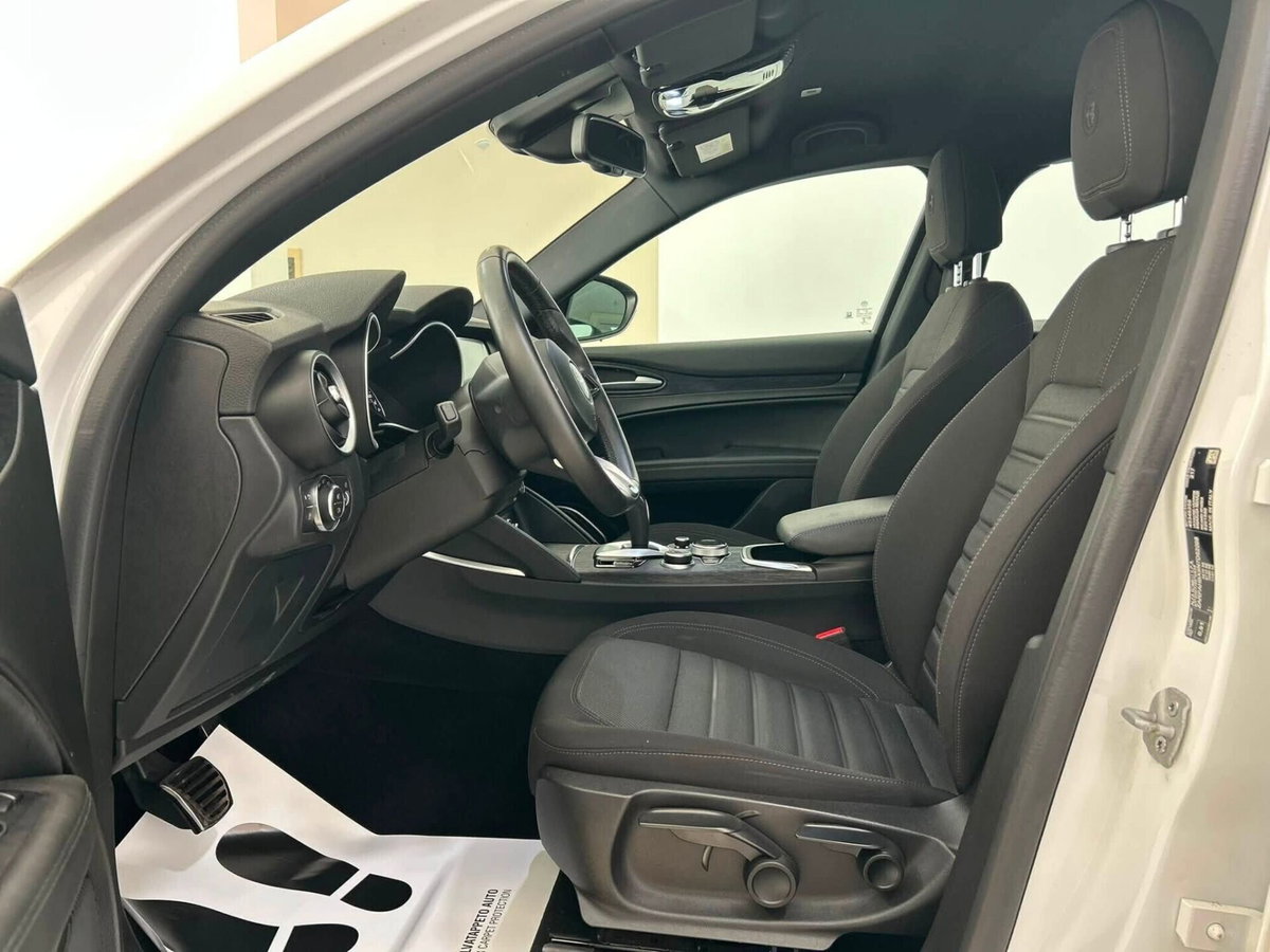 Alfa Romeo Stelvio Stelvio 2.2 Turbodiesel 190 CV AT8 Q4 Super Business (12)