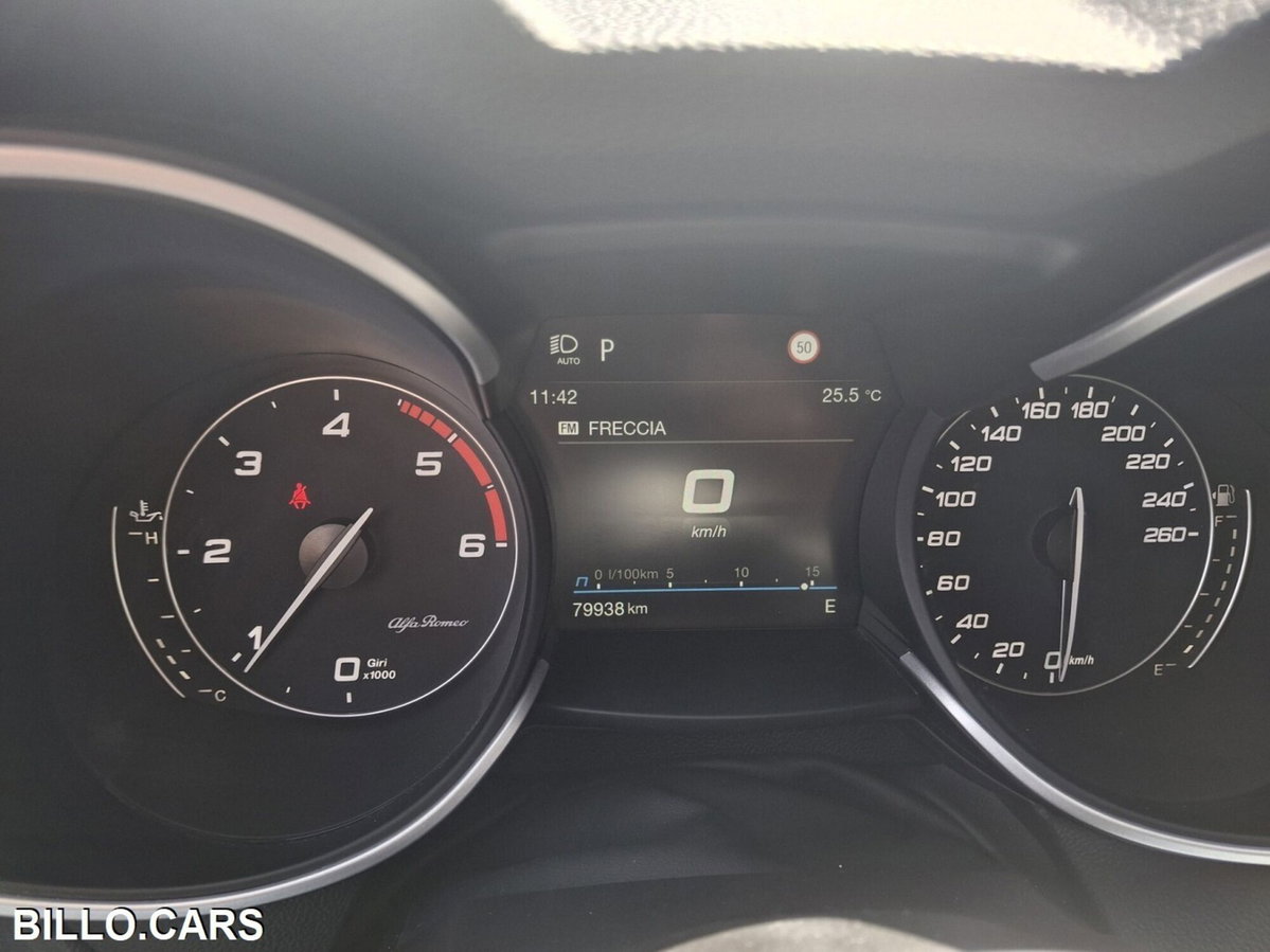 Alfa Romeo Stelvio Stelvio 2.2 Turbodiesel 210 CV AT8 Q4 Veloce (8)