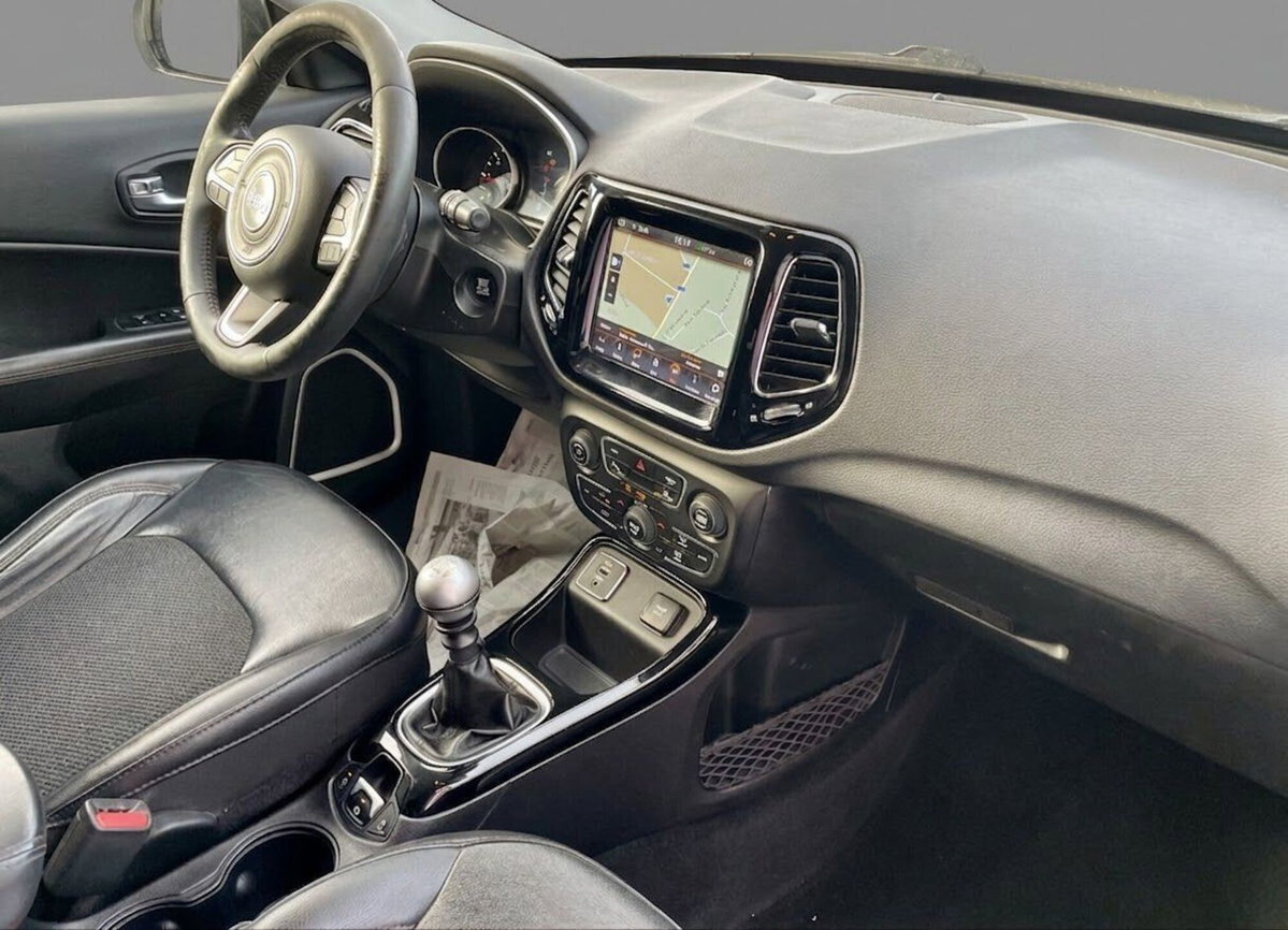 Jeep Compass 1.6 Multijet II 2WD Limited (6)