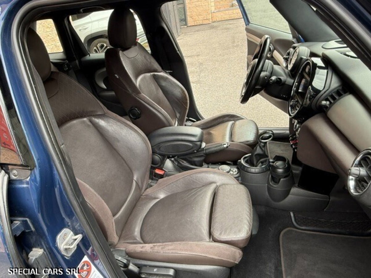 MINI Mini 1.5 Cooper D (13)