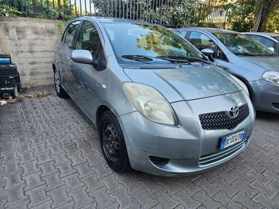 Toyota Yaris 1.D-4D 5 porte