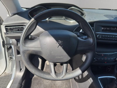 Peugeot 308 SW BlueHDi 100 S&S Active (10)