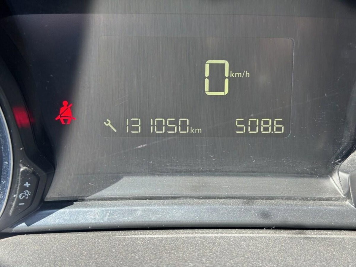 Peugeot 308 SW BlueHDi 100 S&S Active (9)