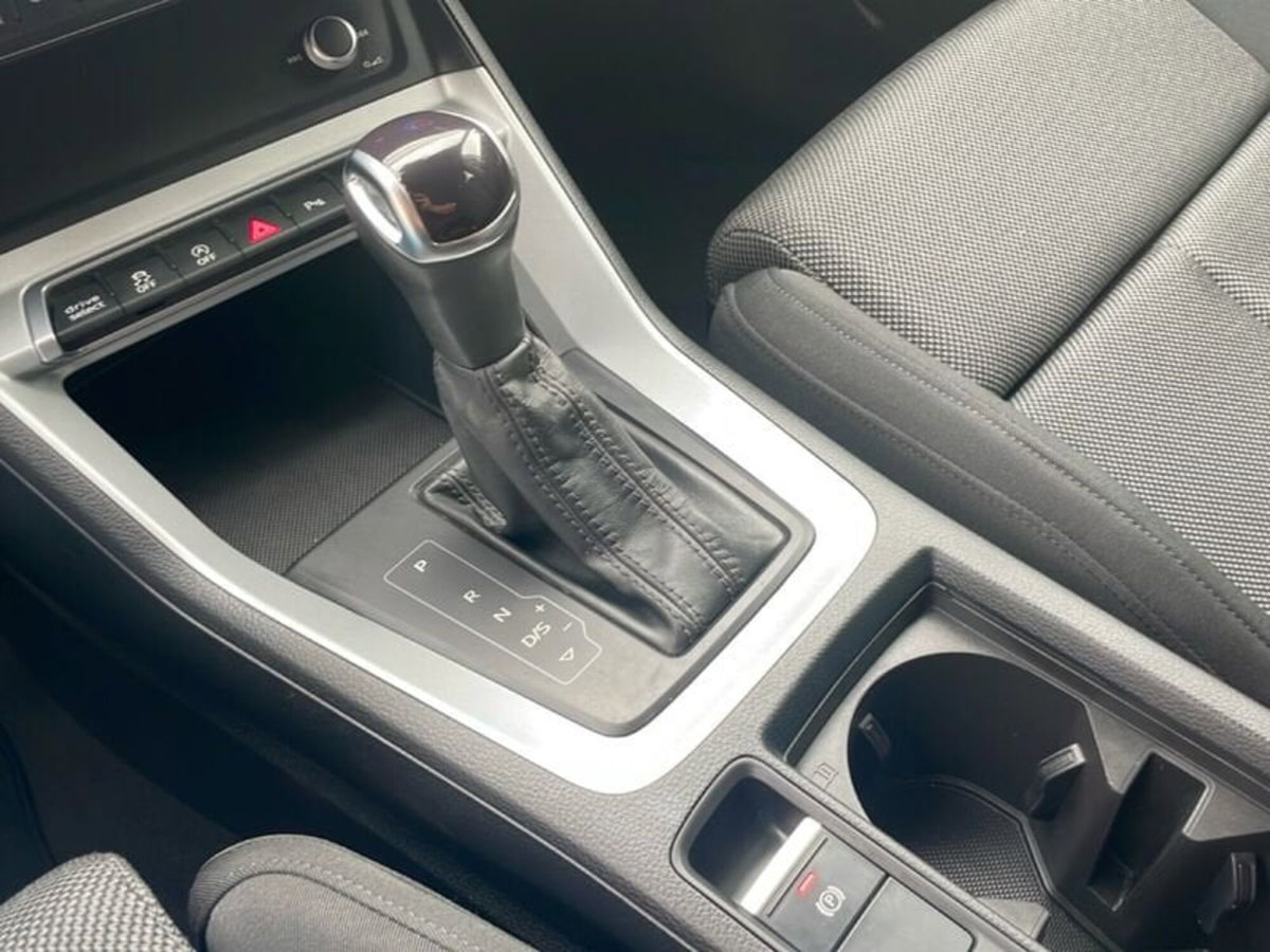 Audi Q3 Sportback 35 TDI quattro S tronic S line edition (15)