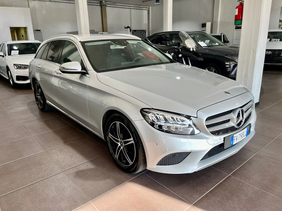 Mercedes-Benz Classe C Station Wagon 220 d Auto Premium (2)