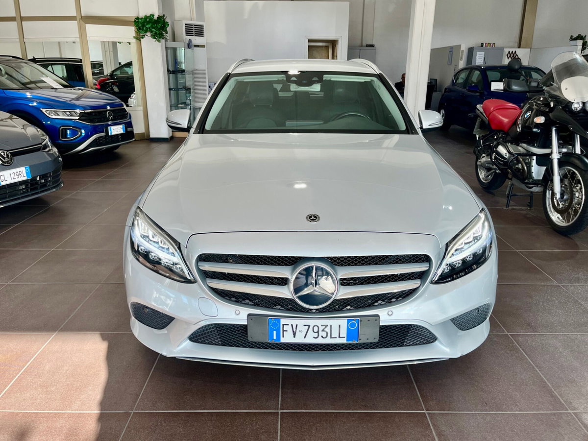 Mercedes-Benz Classe C Station Wagon 220 d Auto Premium (3)